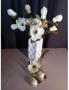 SZTUCZNA GAŁĄZKA MAGNOLII... 2